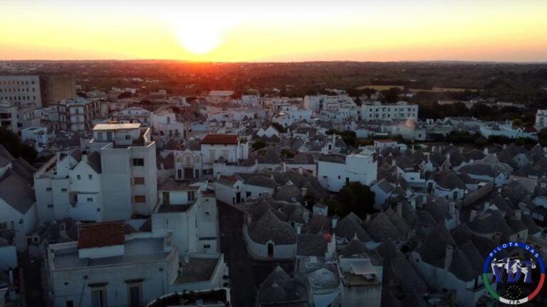 alberobello-768x432 Foto